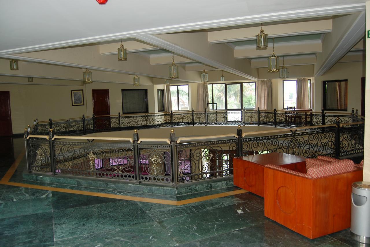 فندق The Royal Residency بود جايا المظهر الخارجي الصورة